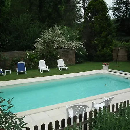 Maison De Fortitude D'hotes ベッド・アンド・ブレックファスト