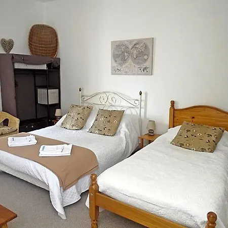 Maison De Fortitude D'hotes Oda ve Kahvaltı Salviac